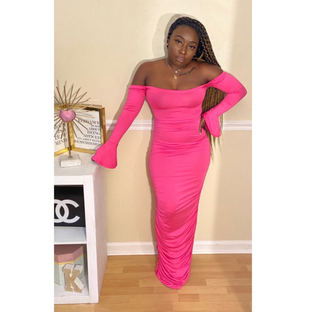 Pretty Basic Dress - Picture 1 of 2